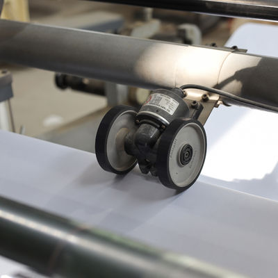 Grade A 100% Jungholzzzellstoff Jumbo-Wärmepapierrolle für den Rückdruck