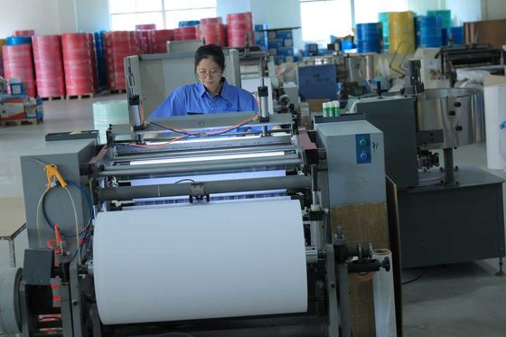 Thermoschneidemaschine, Papierrollenschneider, NCR-Papierabschneider, Hochgeschwindigkeitsschneidanlage